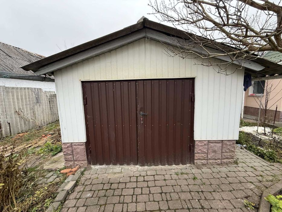 Затишний будинок повністю готовий для проживання, Дубово