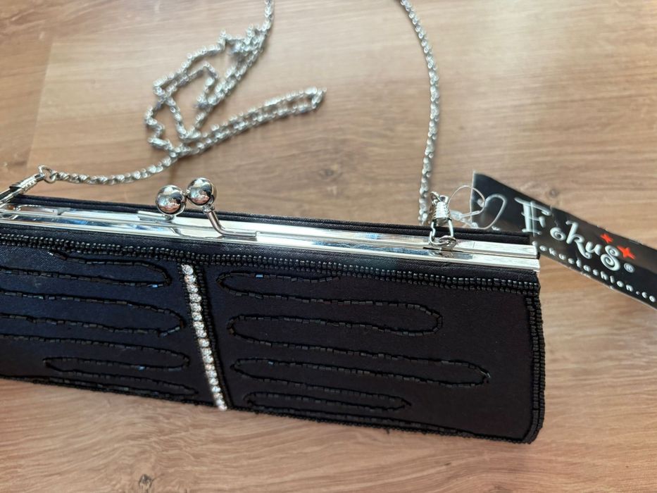 Torebka czarna wizytowa