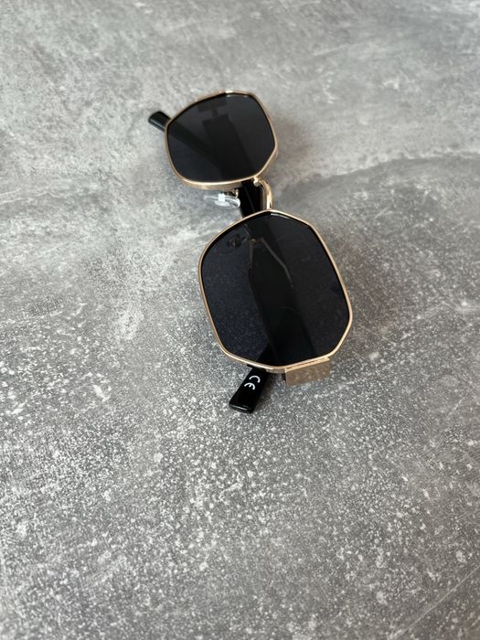 Окуляри сонцезахисні