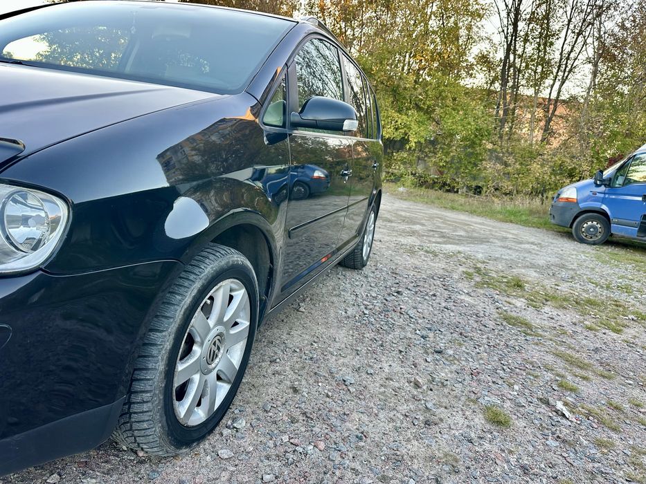 Продам Volkswagen Touran 2.0 Дизель
