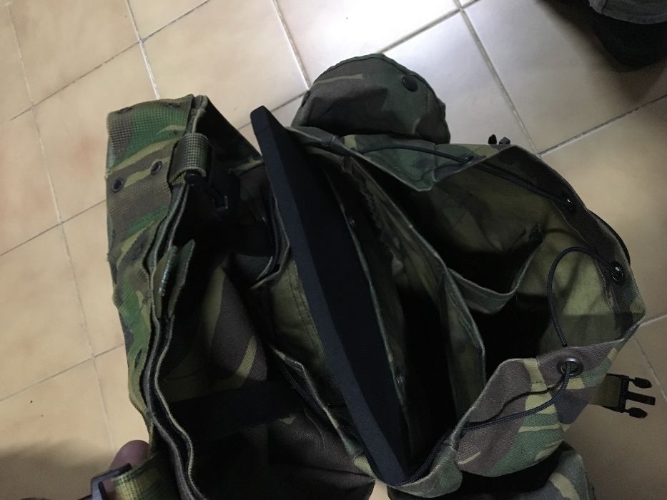 Mochila 100% militar Tropas Holandesa (ctt incl)