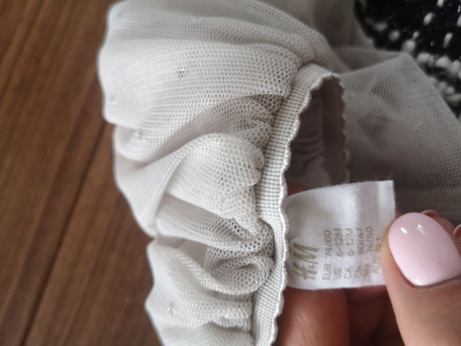H&M tiulowana spódniczka szara w gwiazdki 6-12