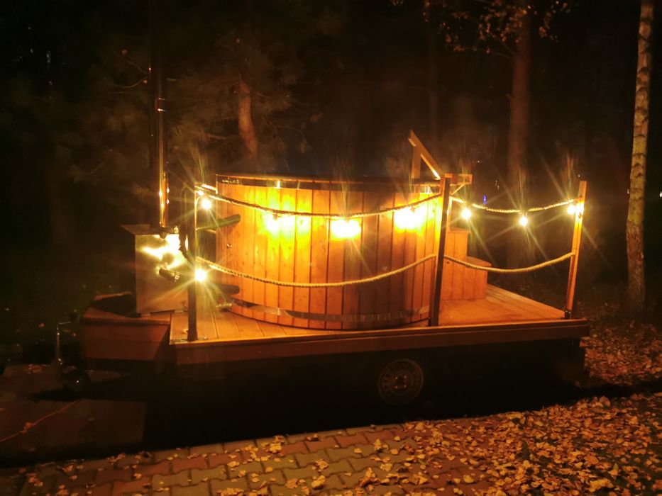 Mobilna Balia wynajem//jacuzzi na przyczepce