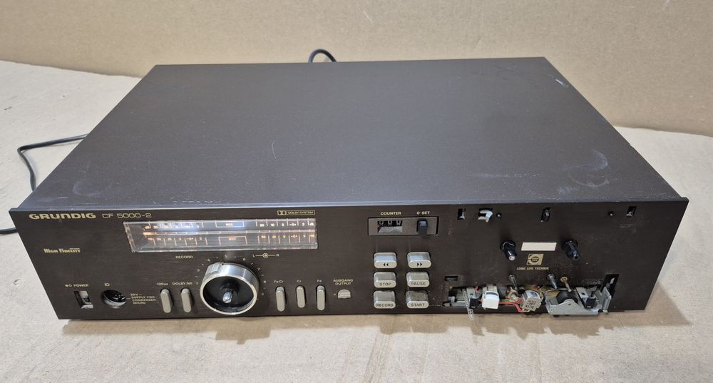 magnetofon Grundig CF 5000-2  deck