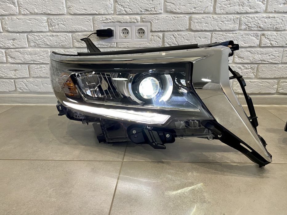 Фари Toyota Land Cruiser Prado 150 Full Led рест 2018+замість галогену