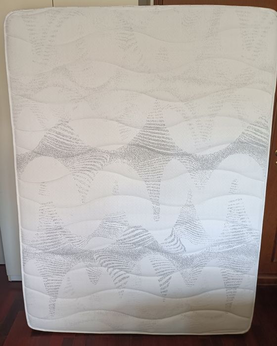 Colchão casal óptimo  estado (semi novo)_190x140cm