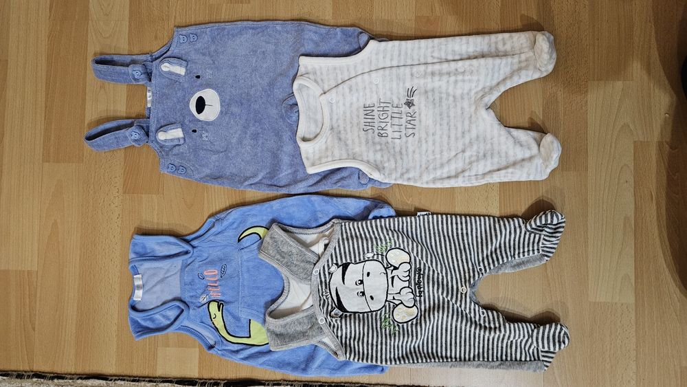 Półśpioszki welurowe 56 (4 pary)