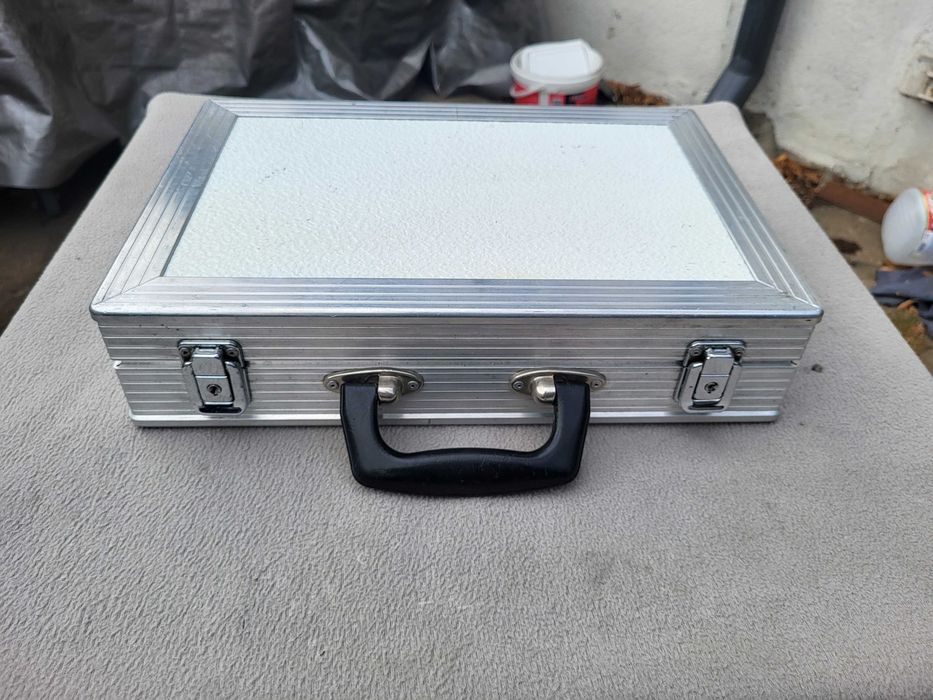 35x23x6 Walizka case flightcase FAKTURA