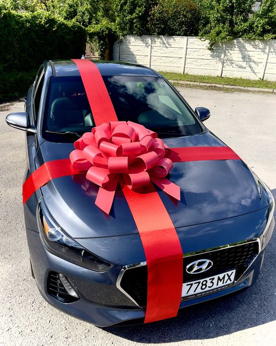 Бант на машину - стильний аксесуар