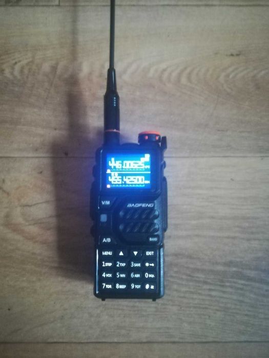 Продам Рация Baofeng UV-K5 Plus мощная 10Вт, зарядка USB type-c