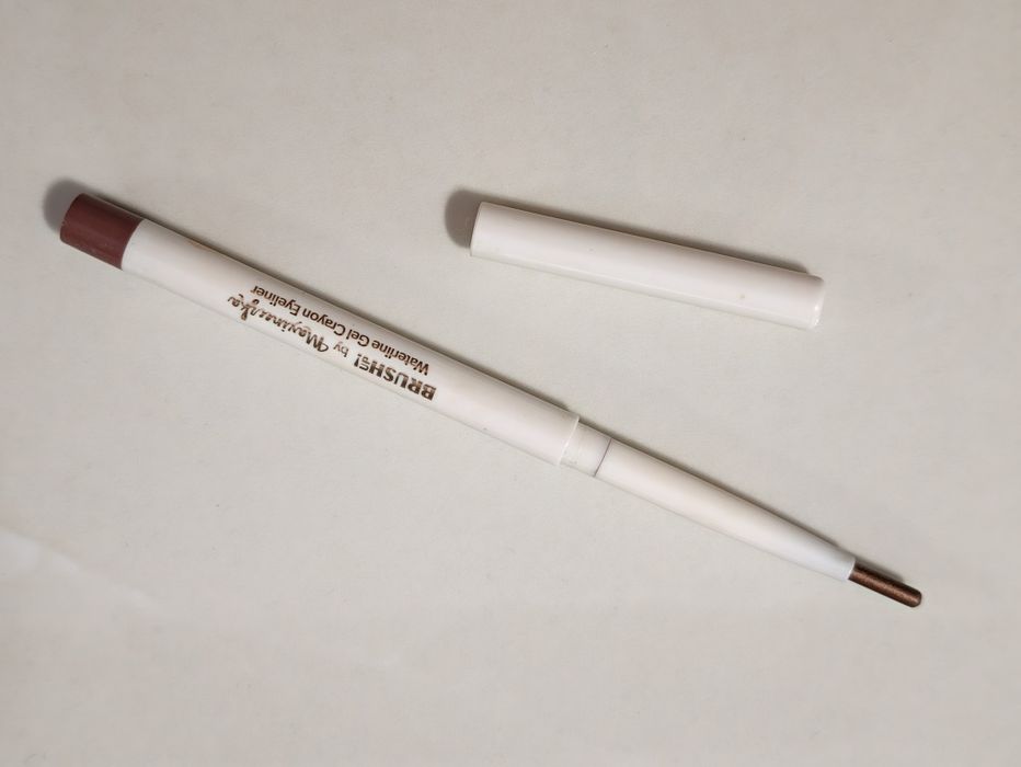 Brush by Maxineczka - żelowa kredka na linię wodną - używana