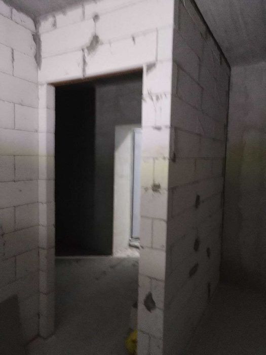 Продаж 2к квартири 76.2 кв. м на вул. Сімейна 3 ЖК Дніпровська Брама 2