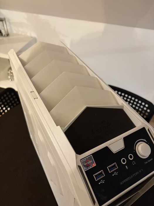 Obudowa komputerowa XPREDATOR X1 Aerocool