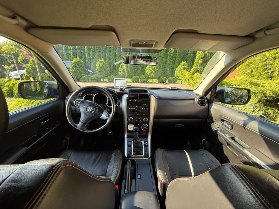 Suzuki Grand Vitara BLACK WHITE 1.6 benz 106 KM 4x4 Klima,Skóra,Alufelgi,Hak 2008r