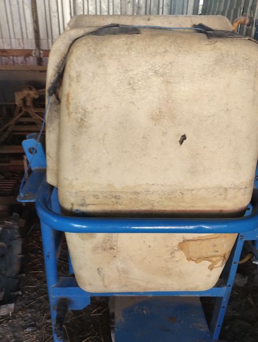 Сівалка зернова.оприскувач, кардан.