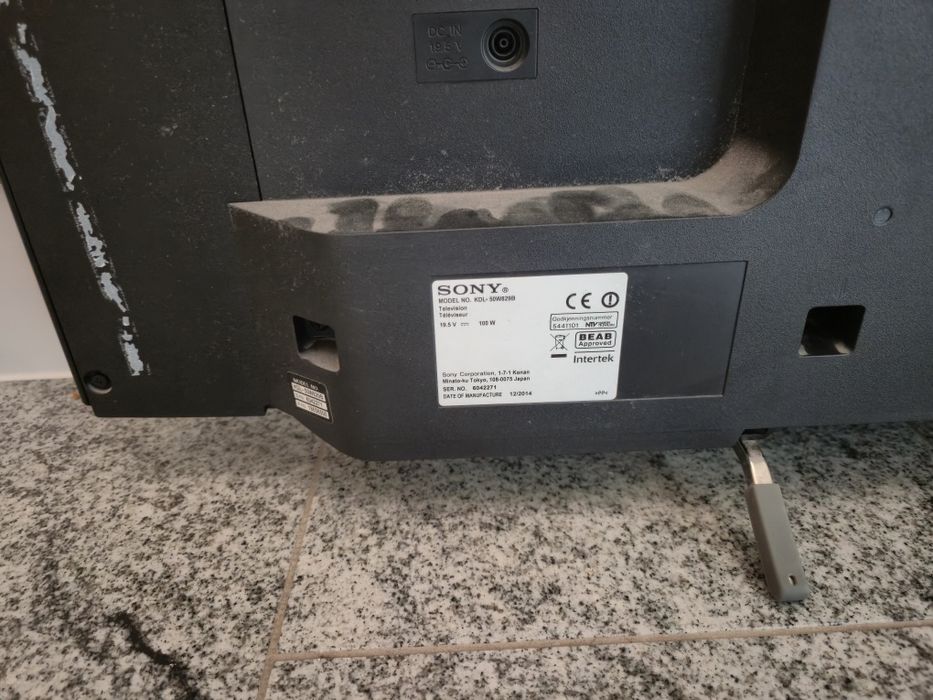 Sony tv kdl-50W829
