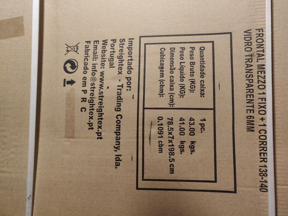 Resguardo frontal para duche