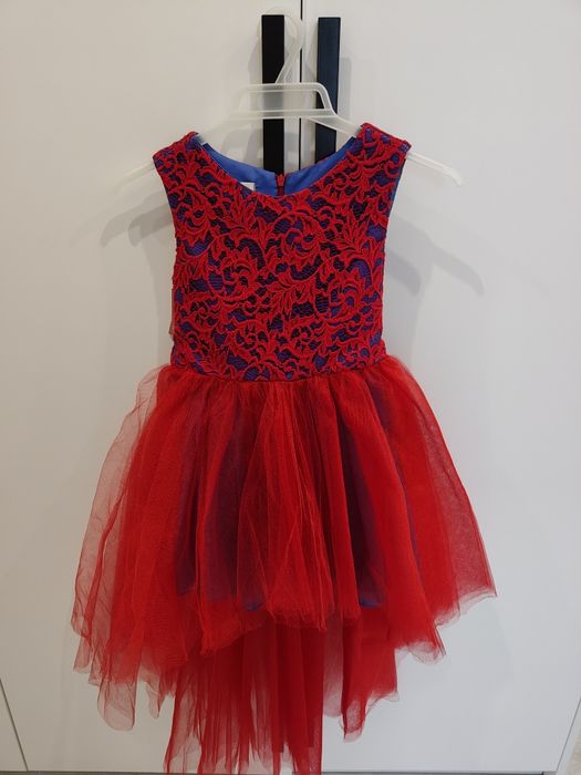 Святкова дитяча сукня (110-122р.)