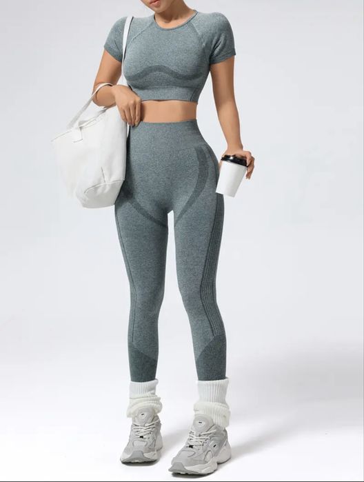 Комплект для йоги, топ лосини з пушап ефектом, костюм для спорту