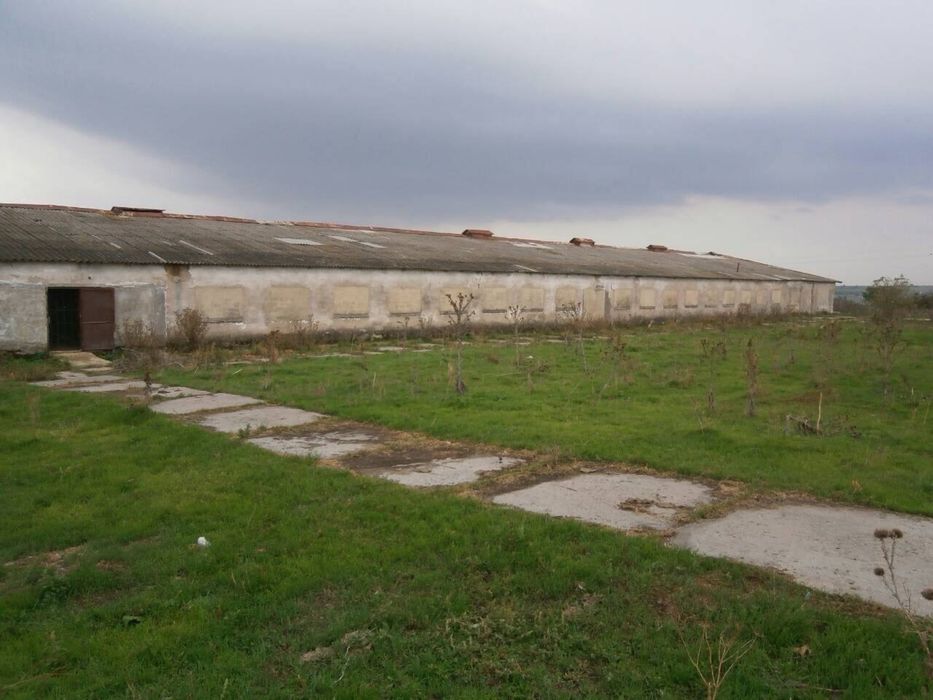 Актуально 24.03 Продам капитальное строение  здание село Петровское