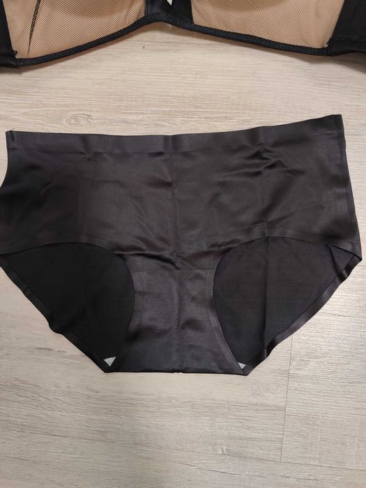 Комплект жіночої білизни