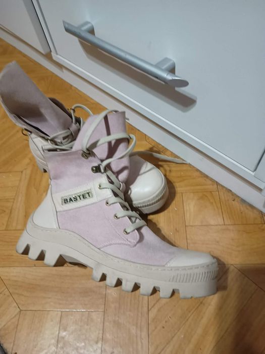 Bastet botki trampki