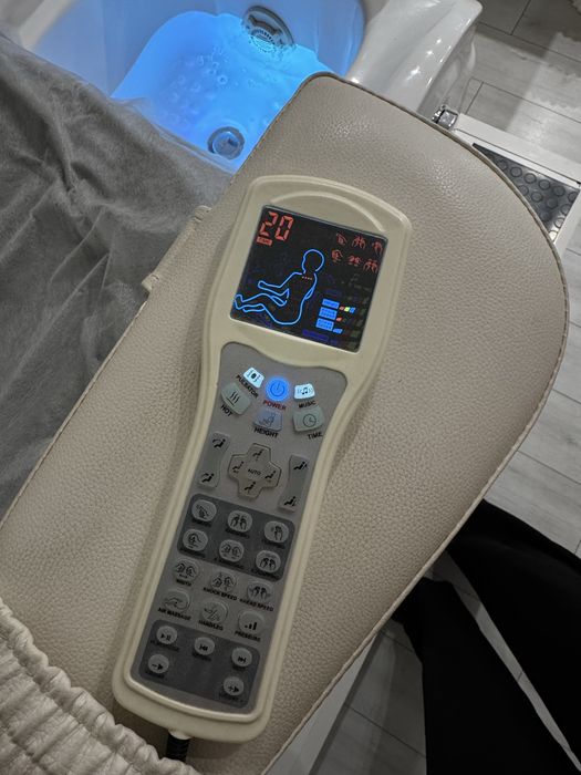 Profesjonalny fotel SPA do pedicure z masażem i jacuzzi – sprawny