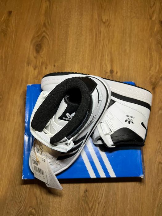 Adidas forum mid j