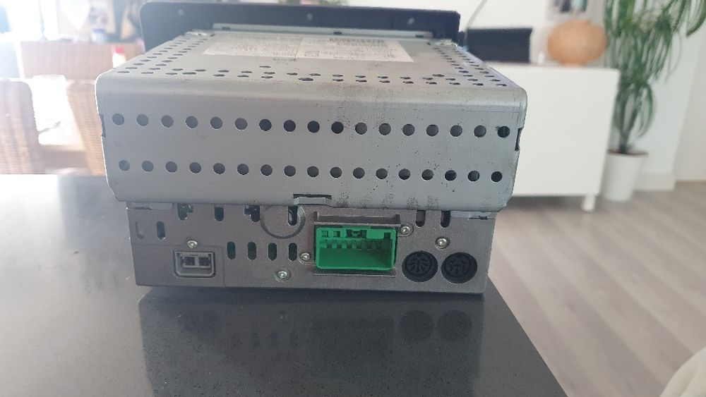 Auto rádio  volvo hu803