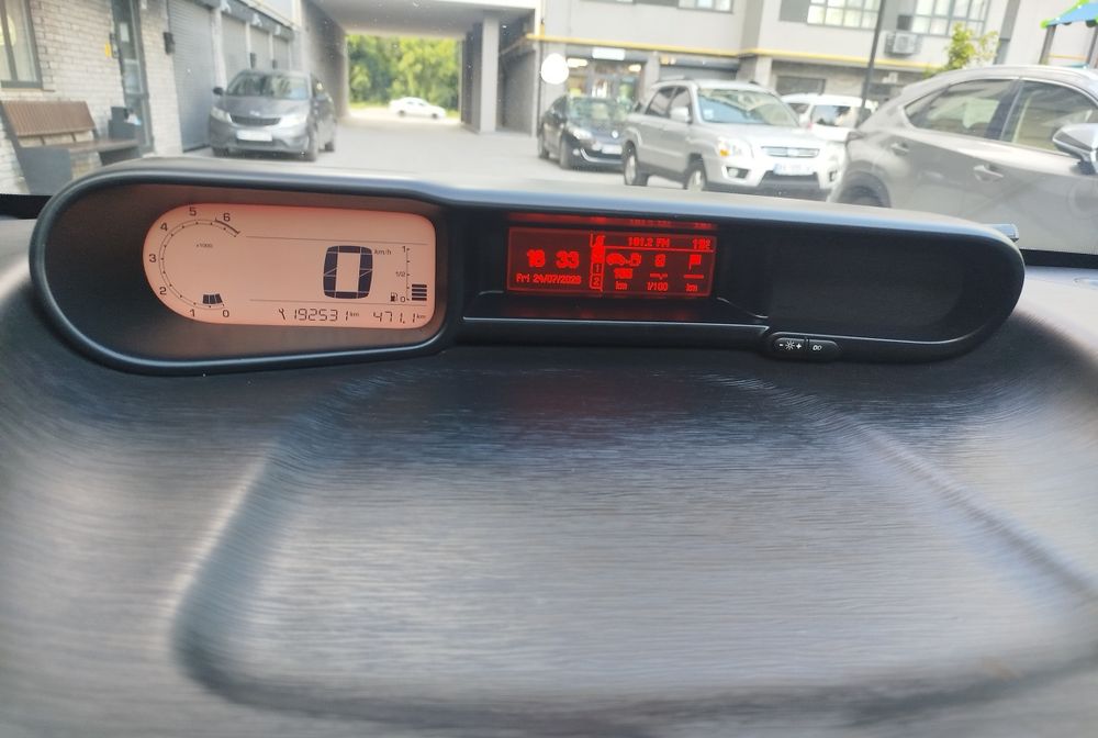 Продам  авто Citroen c3 picasso