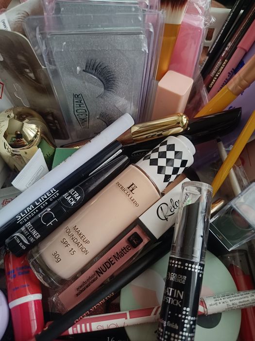 Набір косметики великий