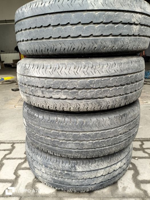 Opony 225/70R15C Pirelli