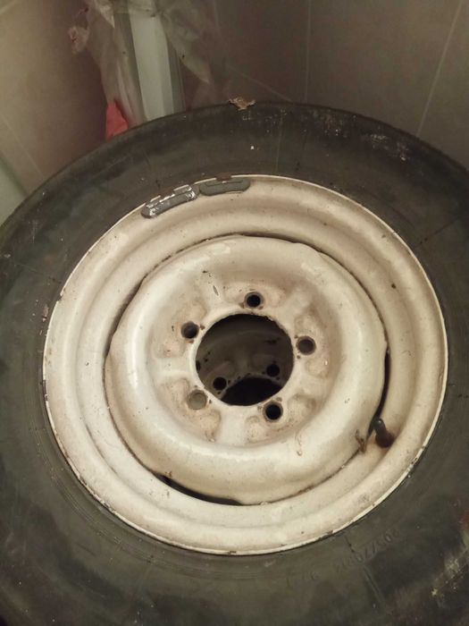 Колёса и диски ГАЗ,Москвич и Таврия (Б/У)