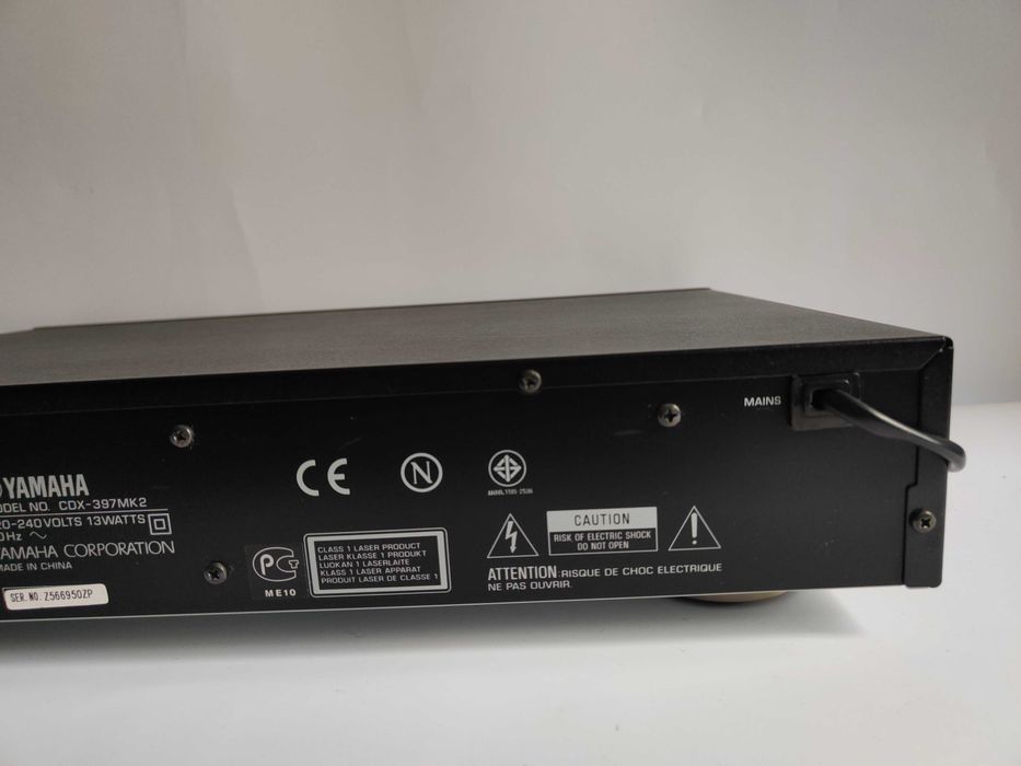 Odtwarzacz CD MP3 Yamaha CDX-397MK2