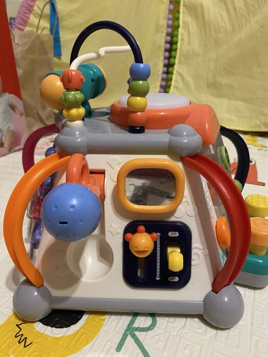 Інтерактивна розвиваюча іграшка Мультибокс Hola