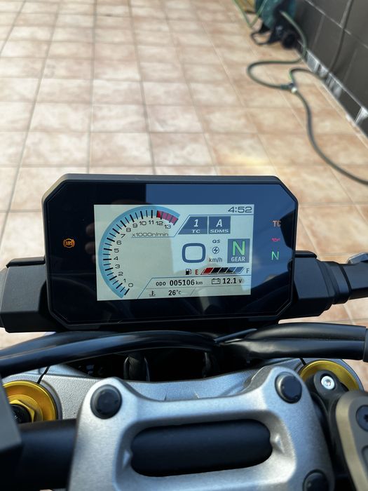 Suzuki Gsxs1000 2025 - VENDO OU TROCO