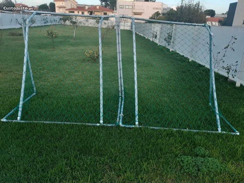 Duas Balizas feita com tubos PVC com rede incluída nova