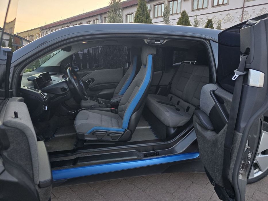 Продаю BMW I3 elektro