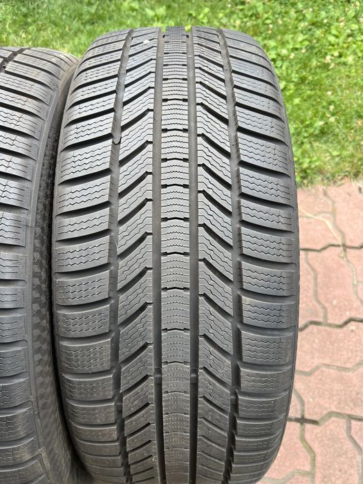 Резина зимова 245 45 r20 continental