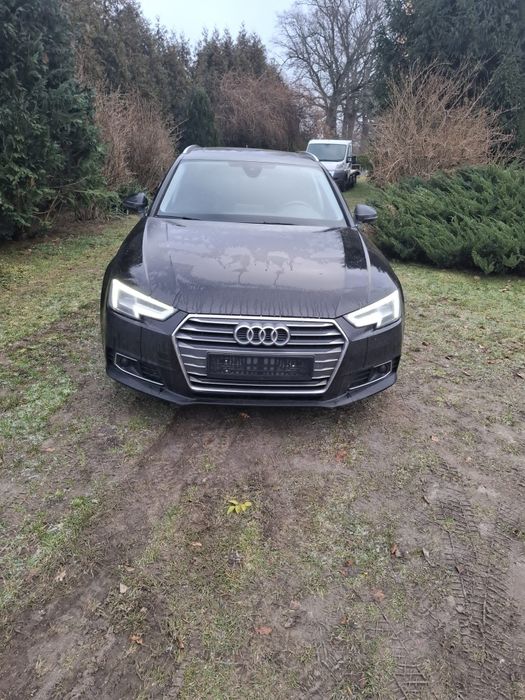 Audi a4 b9 2015r. 2.0D automat radary wirtual kokpit ksiazka .Dania