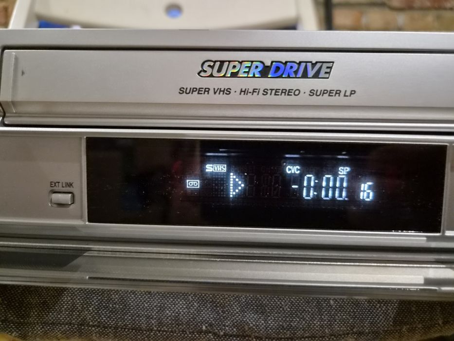 S-VHS Panasonic NV-HS830B-S