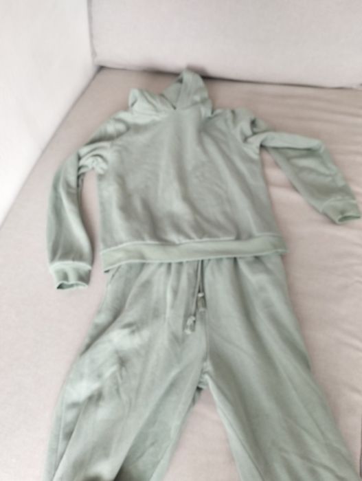 Groszkowy damski dres z kapturem plus spodnie