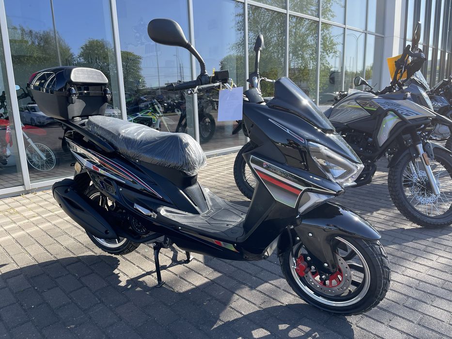 Скутер SPARK SP150S-18
