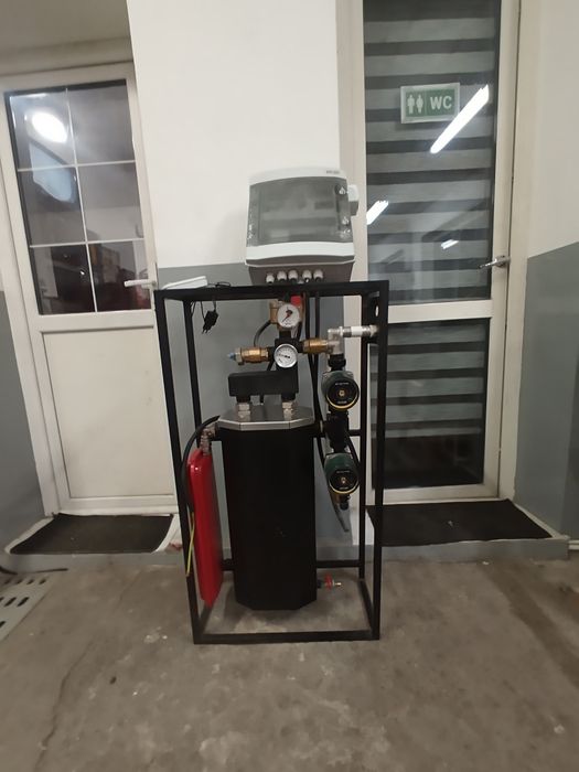 Piec indukcyjny indoo Duo centralnego ogrzewania CO2  fotowoltaika  8s