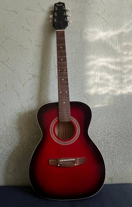 Продам акустичну гітару