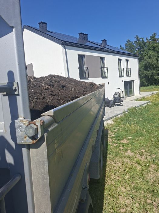 Ziemia ogrodowa Humus oraz na podniesienie terenu.