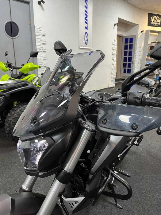 Мотоцикл Bajaj Dominar 400