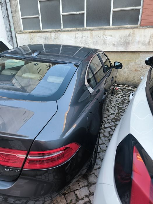 Jaguar XE 2.0 201664728230334338122