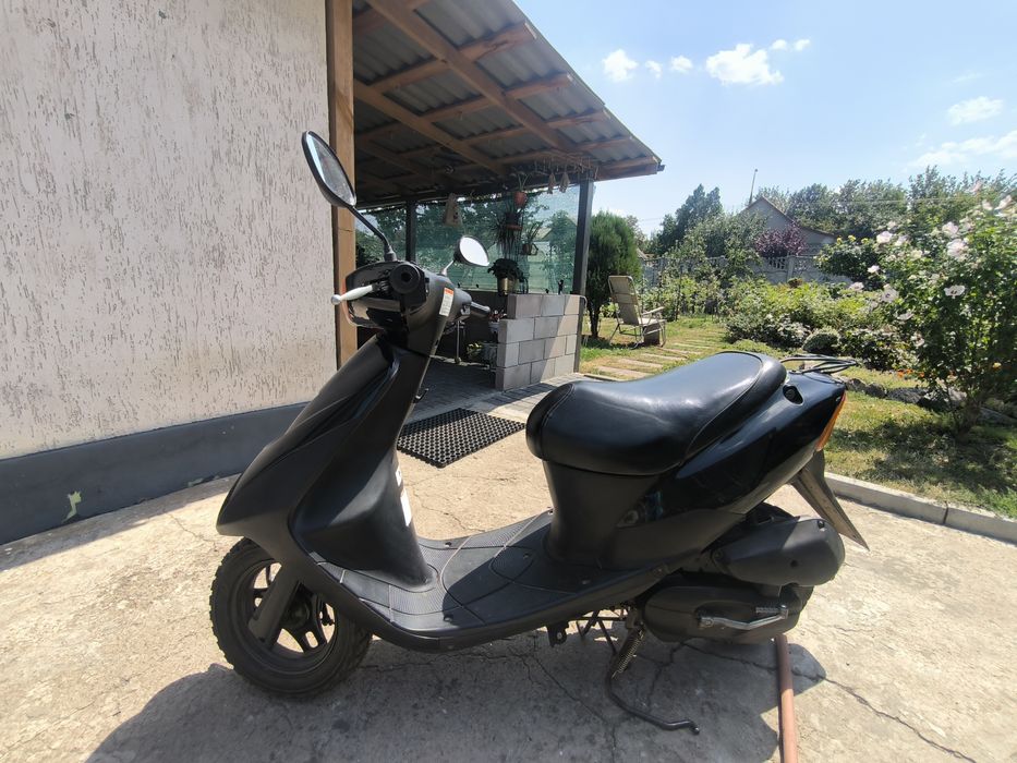 Suzuki lets 2 (бабочка)