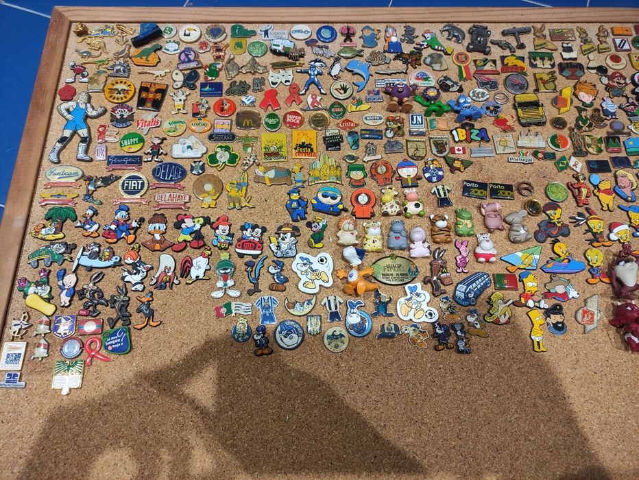 Coleção de Pins (+300)